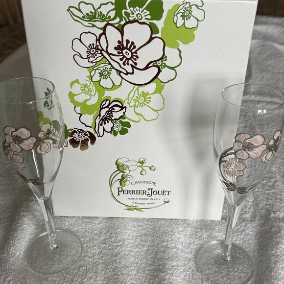 Set of 2 hand-painted Belle Epoque champagne glasses flutes by Perrier Jouet - Picture 2 of 6